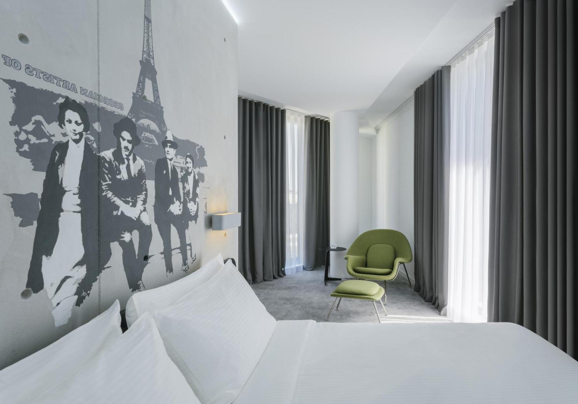 Golden Tulip Design Отель Тбилиси